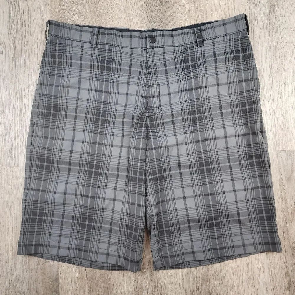 Nike Golf Dri-Fit Tour Performance Shorts size 38